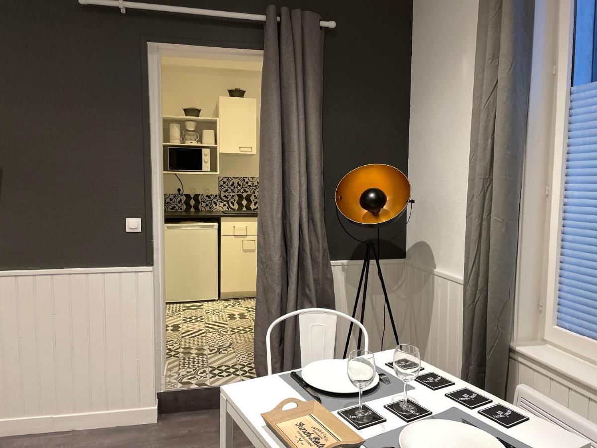 Les Gites De Claire Honfleur Exterior foto