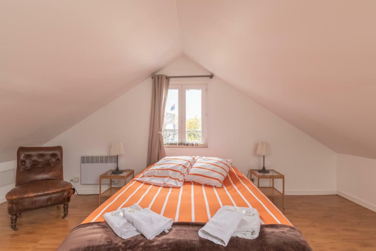 Les Gites De Claire Honfleur Exterior foto